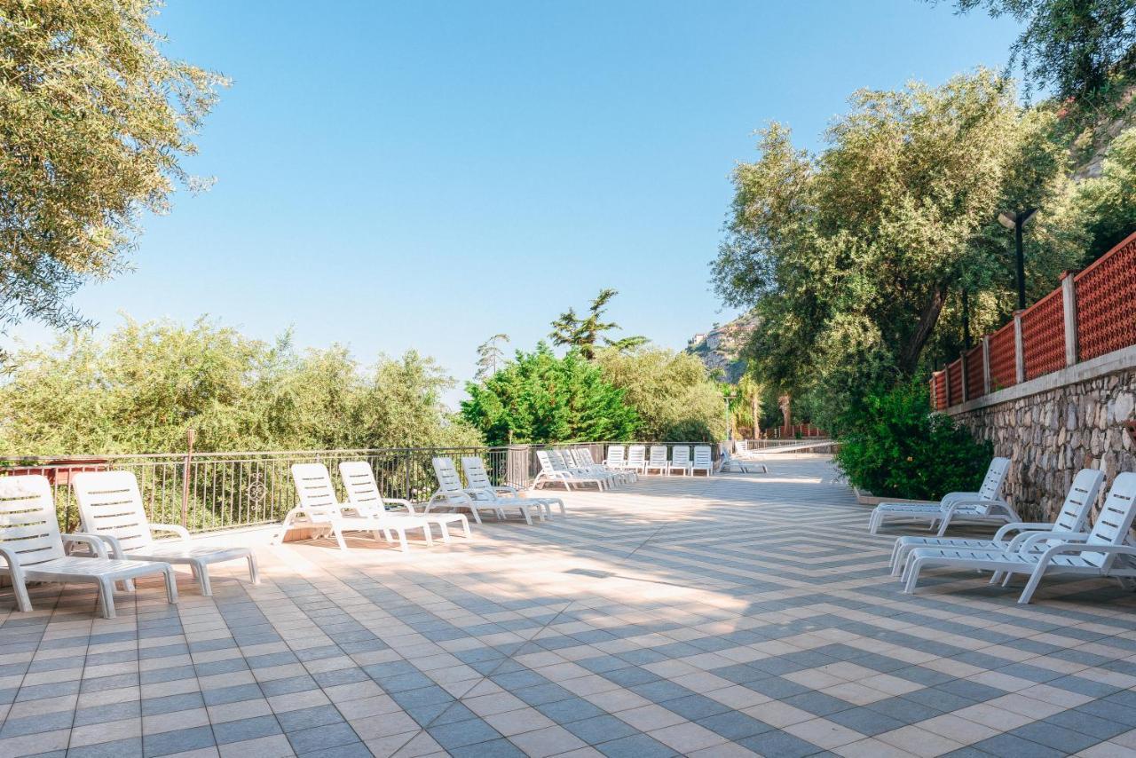 Bleu Village Meta Ngoại thất bức ảnh